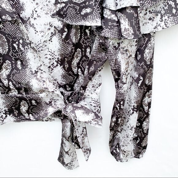 Gianni Bini Python Snakeskin Ruffle Wrap Top - Picture 6 of 11